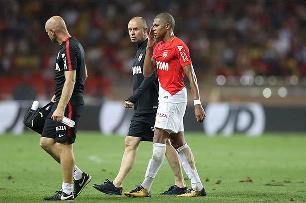 Kylian Mbappe povrijedio koljeno, u bolovima napustio teren