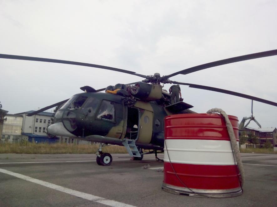 Helikopter OSBiH angažiran na gašenju požara u općini Drvar