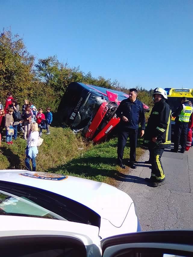 Novi detalji: Vozač automobila zbog kojeg se prevrnuo autobus bolovao od karcinoma pluća