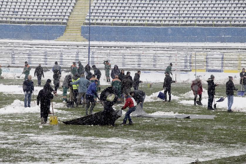 Željezničar ulaže maksimalne napore da se danas odigra derbi, traži se rješenje za ulaznice