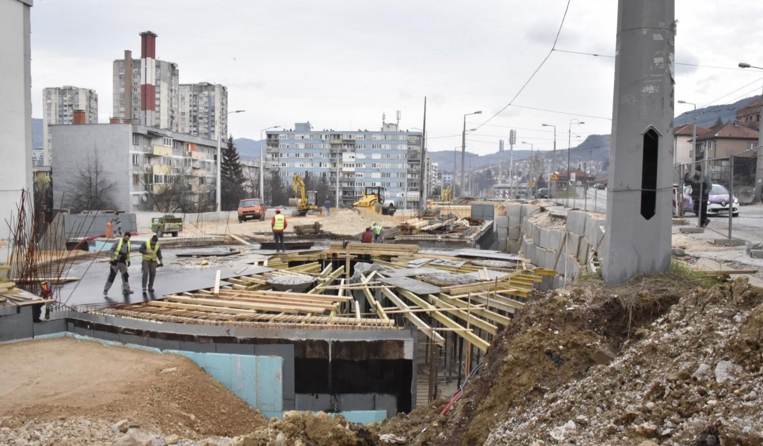 Gradi se na čitavoj dionici dugoj 900 metara: Zbog izgradnje kružnog toka trolejbusi neće voziti mjesec i po