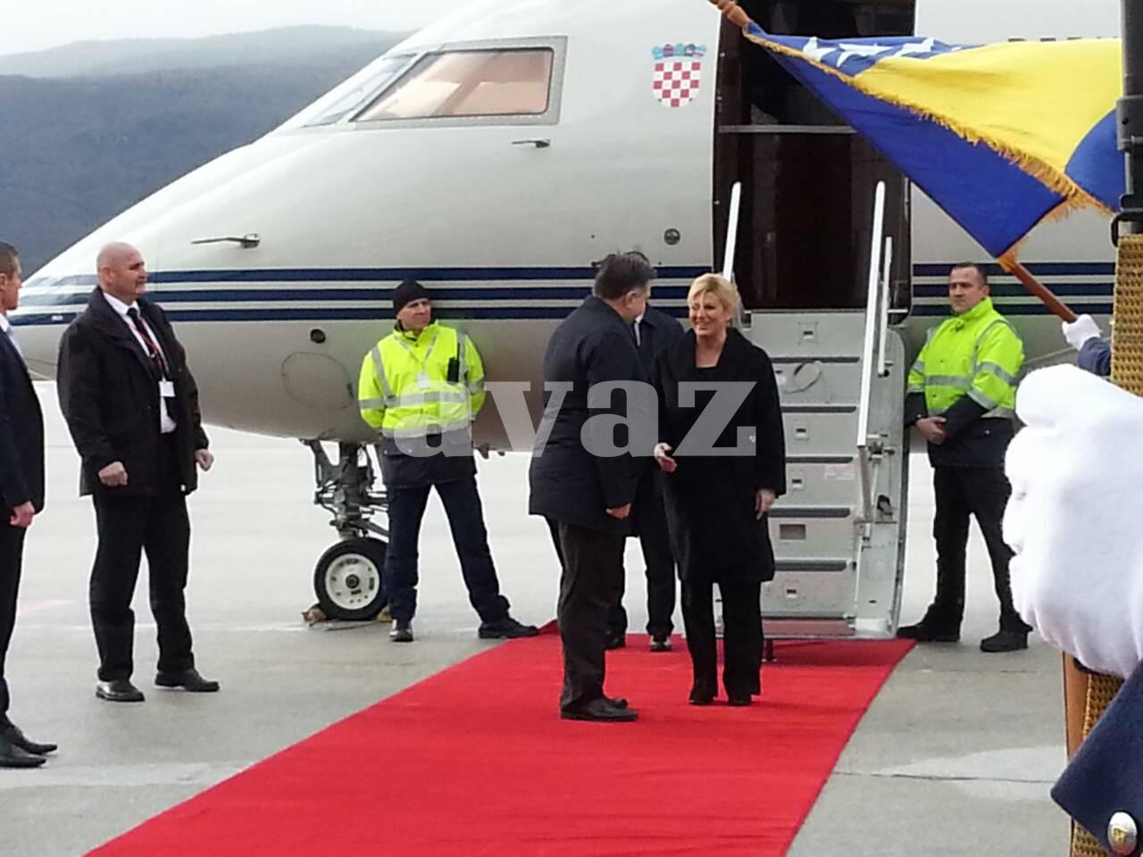 Kolinda je nenadmašna, uspjela je napraviti skandal i od običnog avionskog leta