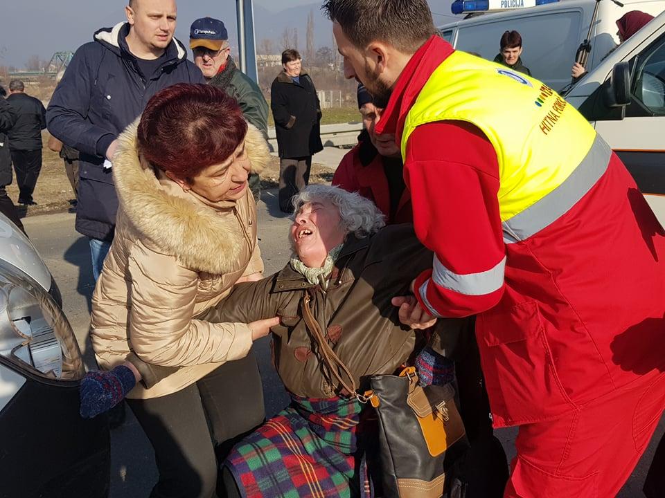 Drama u Zenici: Nakon naguravanja s policijom, radnici "Željezare" blokirali M-17