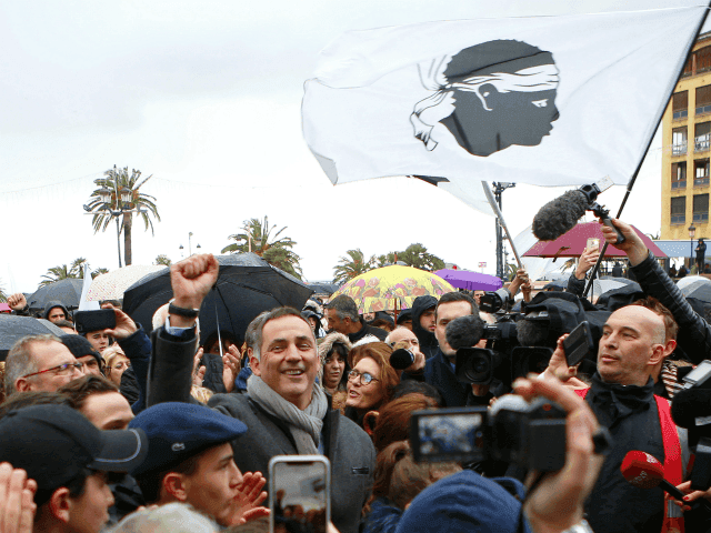 Lideri Korzike protestirali zbog predstojeće posjete Makrona