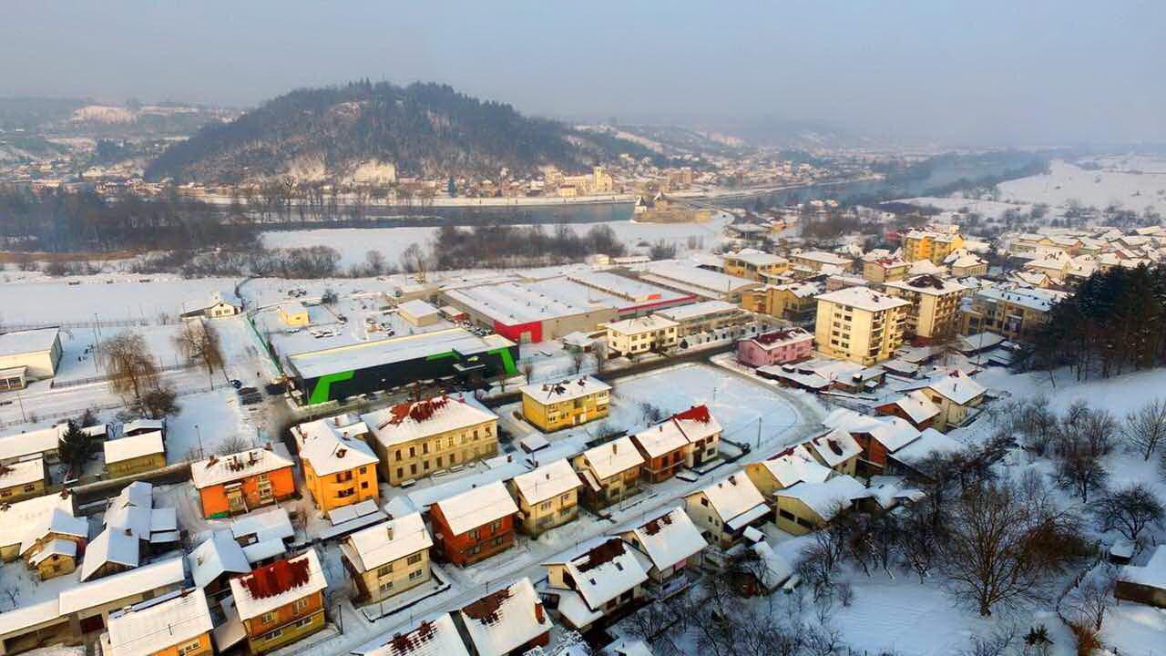 Bosanska Kostajnica: Inspektor od poslovođe marketa tražio i dobio 1.250 maraka mita