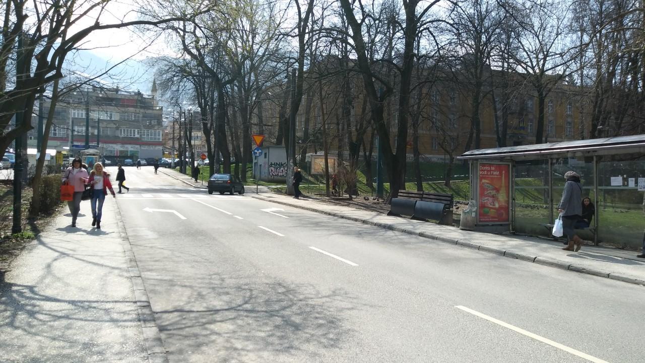 Prazno stajalište na Latinskoj ćupriji - Avaz