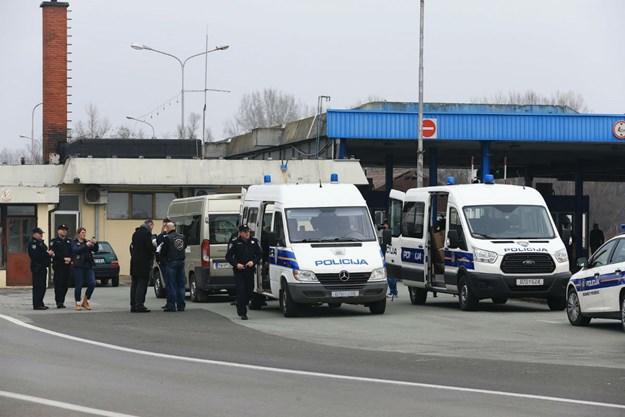 Uhapšen bh. državljanin s potjernice, u autu imao dva pištolja i 528 tableta