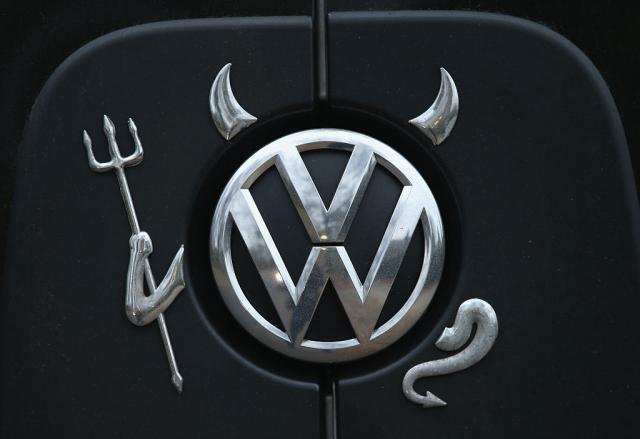 Volkswagen mijenja logo