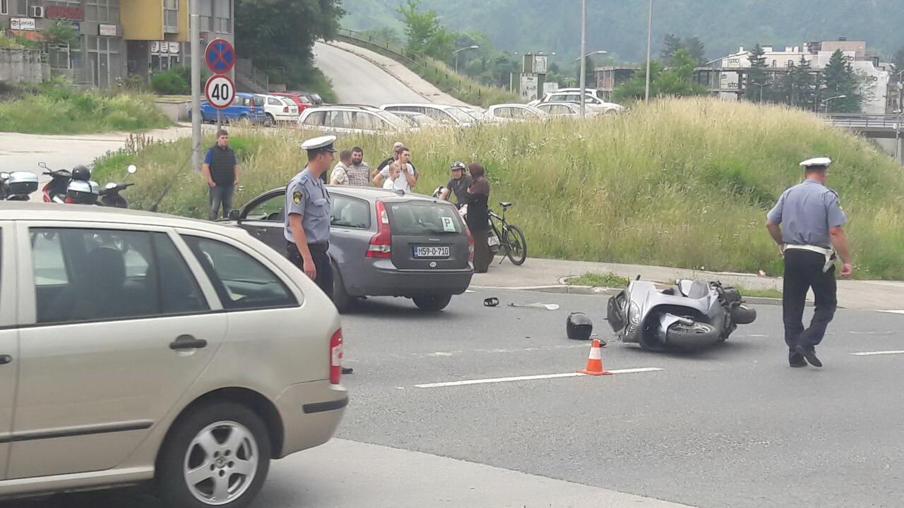 U zeničkom naselju Crkvice povrijeđeni vozač motocikla i njegova maloljetna kćerka