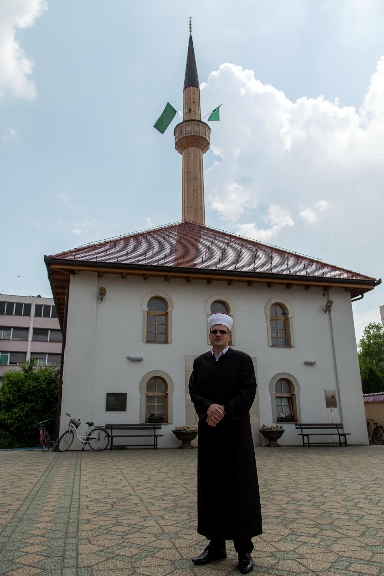 Ramazan je škola u kojoj se učimo pozitivnim vrijednostima