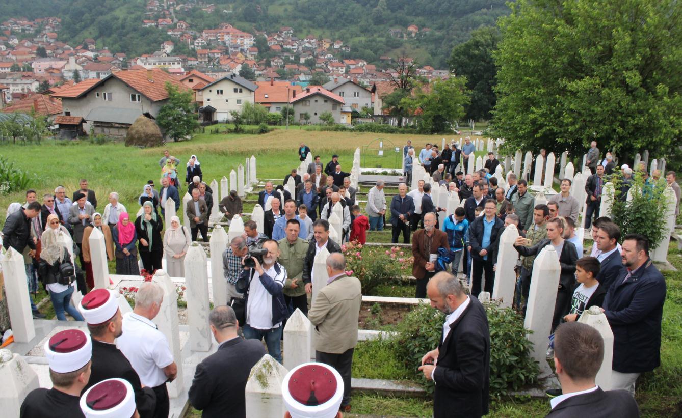 Obilježen Dan šehida u Gračanici: Položeno cvijeće i proučena Fatiha