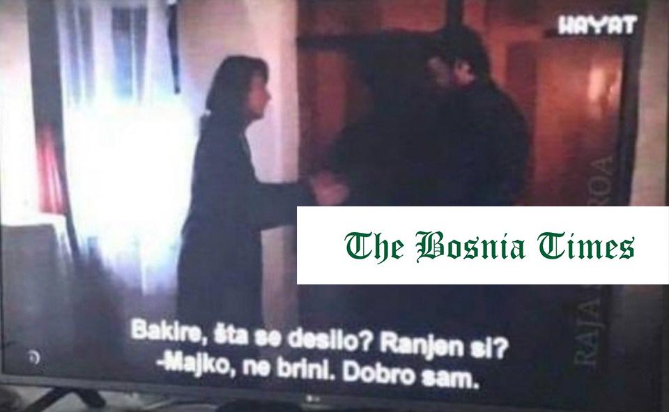 Majka Halida: Sine, ranjen si?! Bakir: Majko, ne brini. Dobro sam!