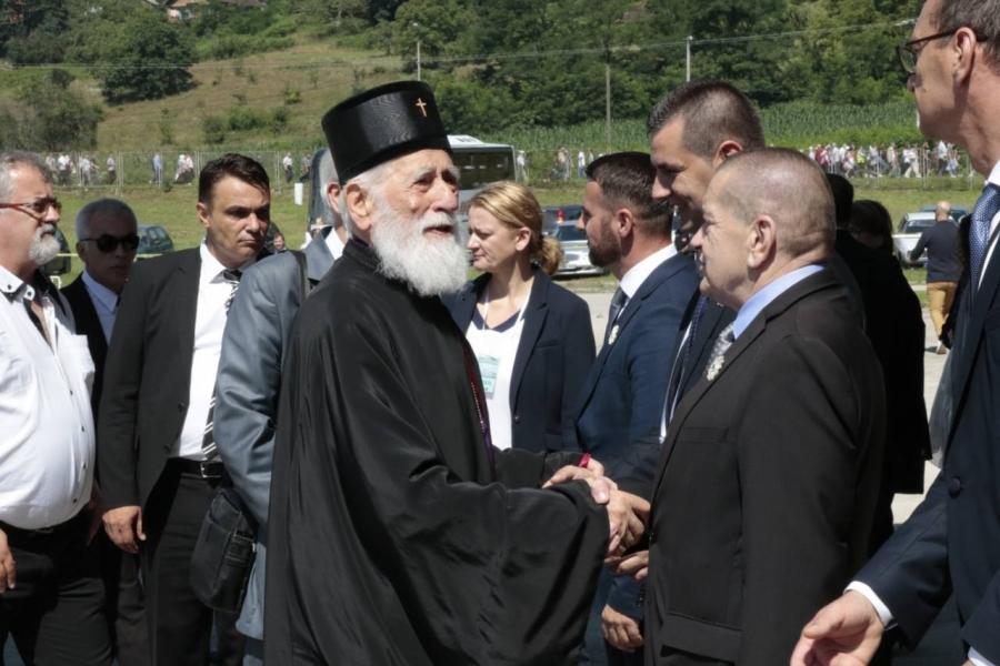 Mitropolit crnogorski Mihailo danas u Srebrenici: Pitam se jesu li to radili ljudi ili zvijeri