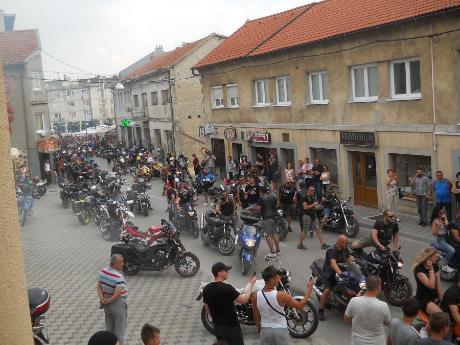 Defileom kroz Livno, otvoren 17. moto-susret na rijeci Sturbi