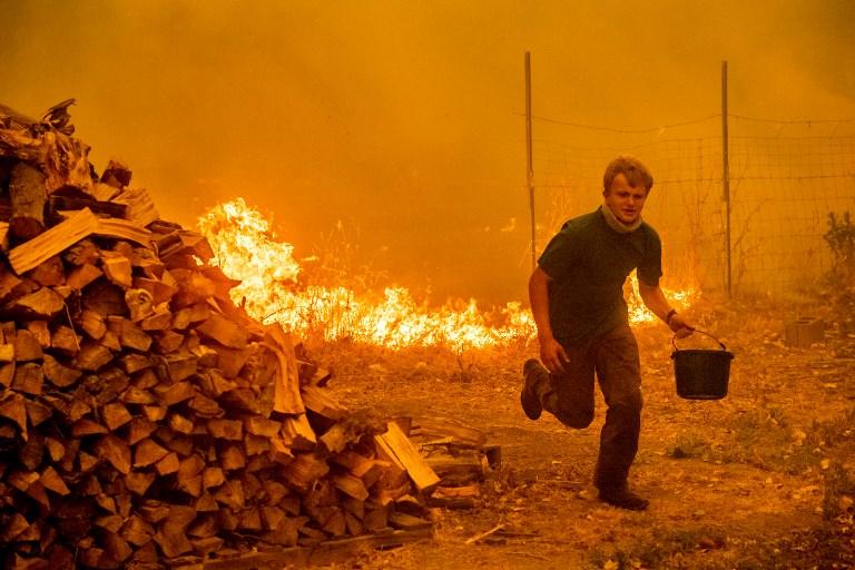 Vatrena stihija u Kaliforniji ne jenjava: Požari će biti pod kontrolom tek krajem mjeseca