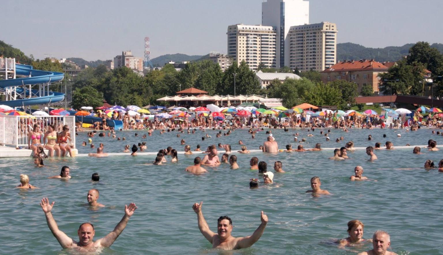 Tuzlaci osvježenje pronašli na Panonskim jezerima