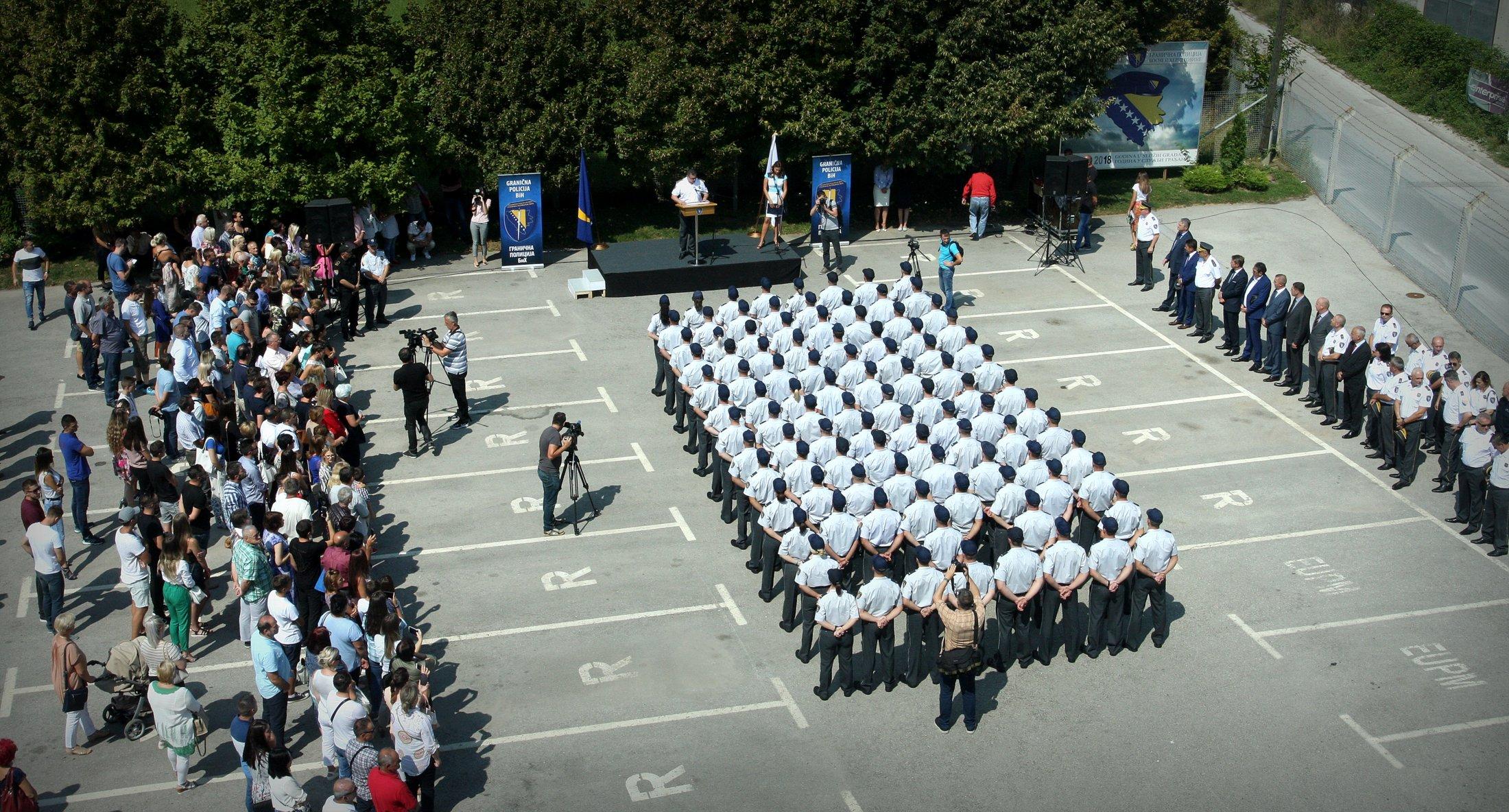 Stotinu kadeta Granične policije BiH položilo svečanu zakletvu