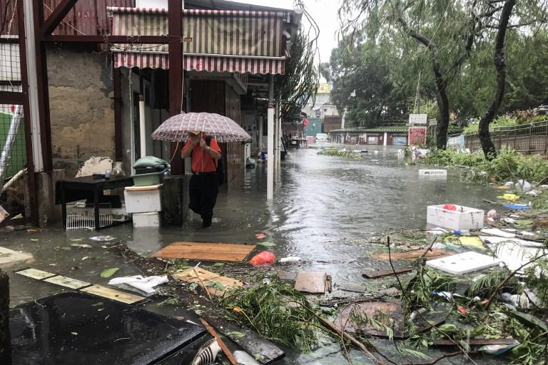 Tajfun pokrenuo klizišta, najmanje 25 osoba poginulo na Filipinima