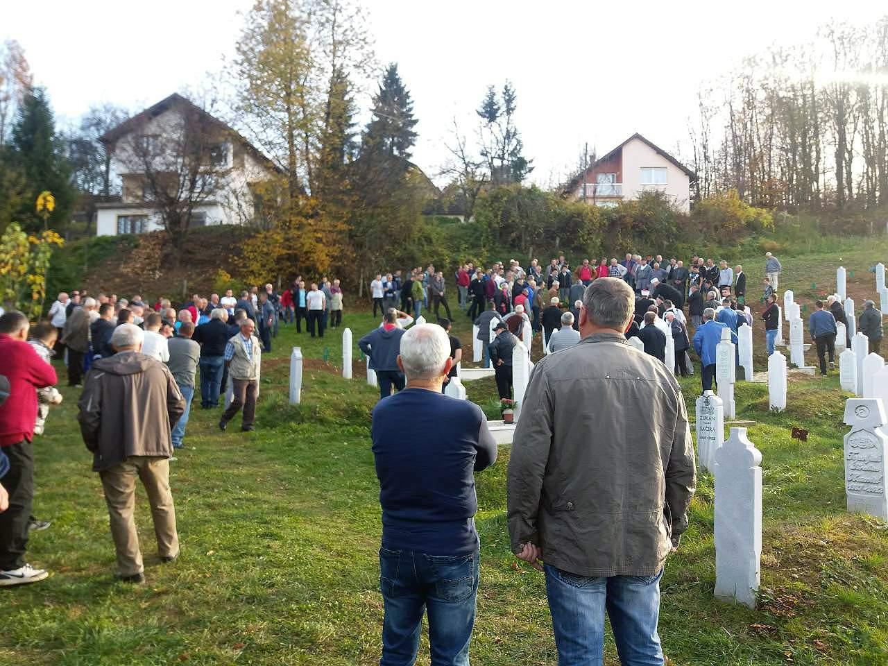 Vitežani se oprostili od oca bivšeg reprezentativca BiH