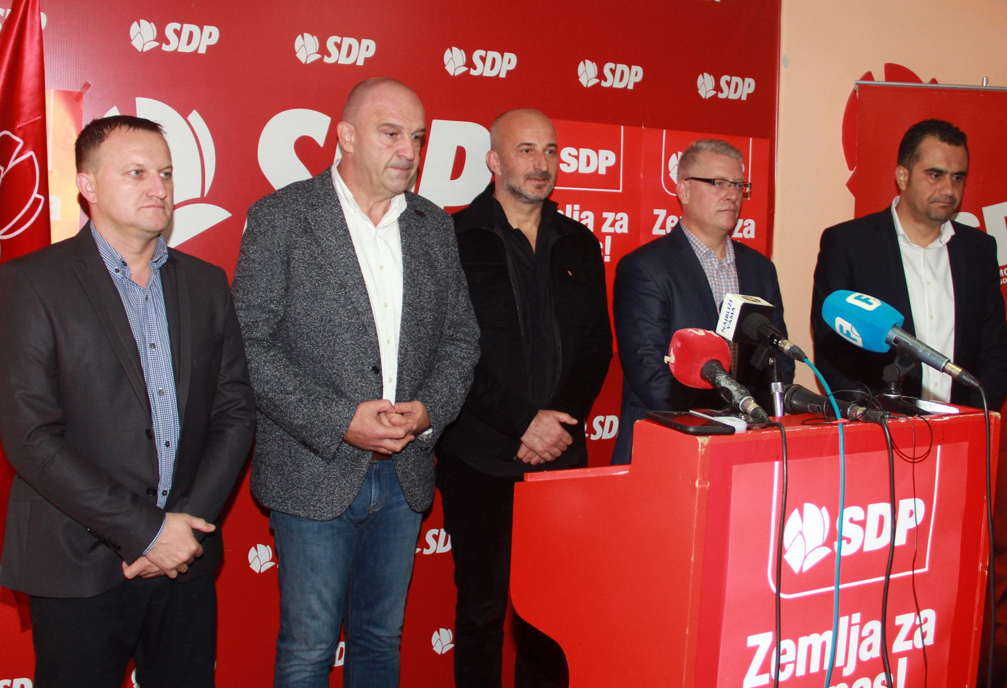 Formira se skupštinska većina koju će činiti SDP, SBB, Naša stranka, DF i Stranka za BiH