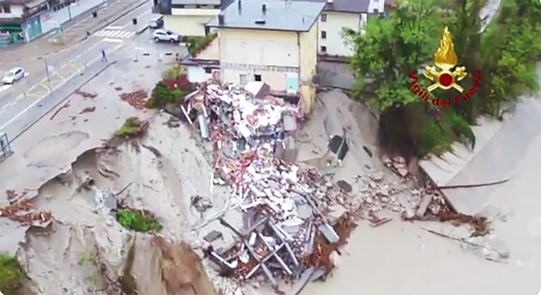 Pogledajte strašne snimke iz Italije: U poplavama poginulo 30 osoba, među žrtvama i jednogodišnja beba