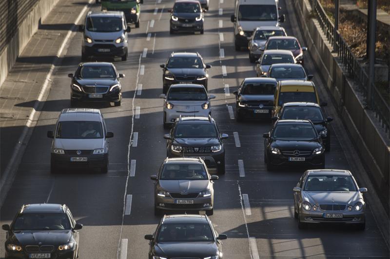 Počeo "progon" dizelaša u Njemačkoj: Nakon gradova, zabrana i na dijelovima autoputa