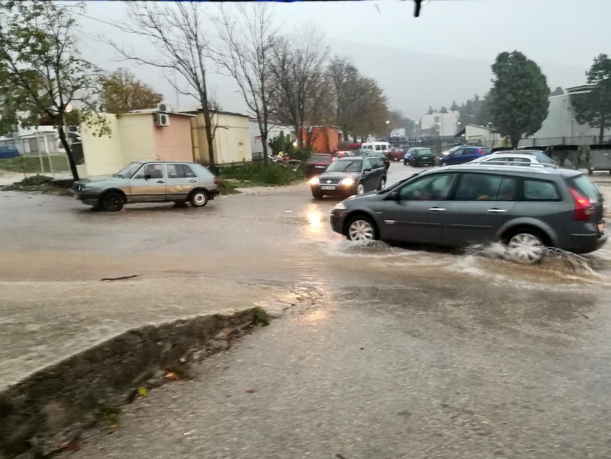 U Trebinju za 12 sati palo 50 litara kiše po kvadratu