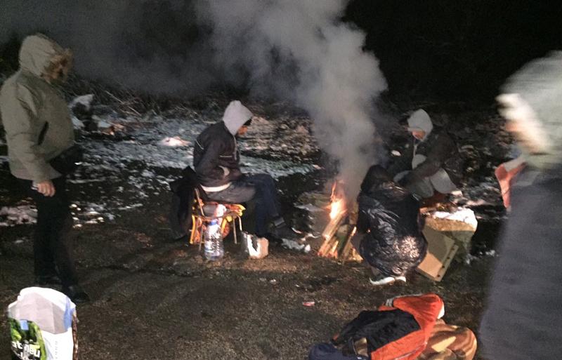 Migranti će dočekati zoru na otvorenom - Avaz