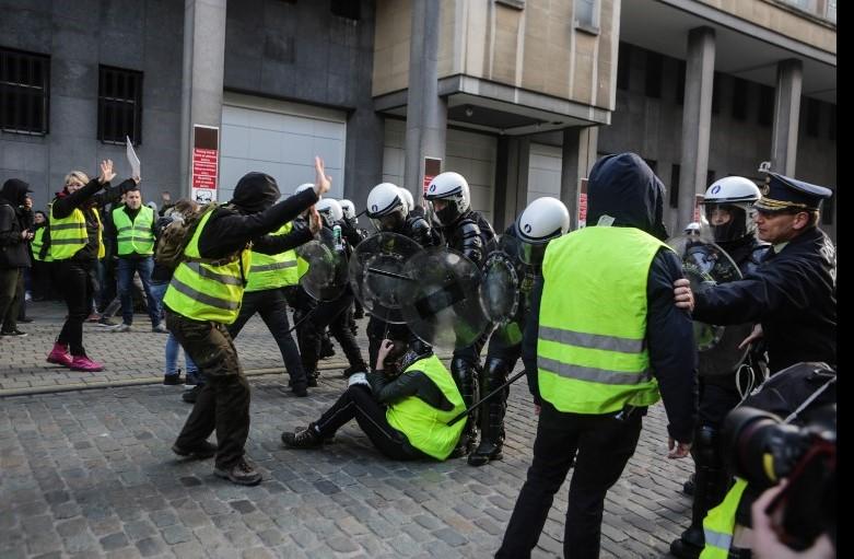 Veliki broj policajaca osiguravat će protest "žutih prsluka"