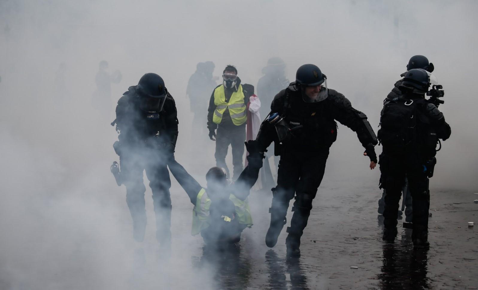 Pariz: 378 uhapšenih pod policijskim nadzorom - Avaz