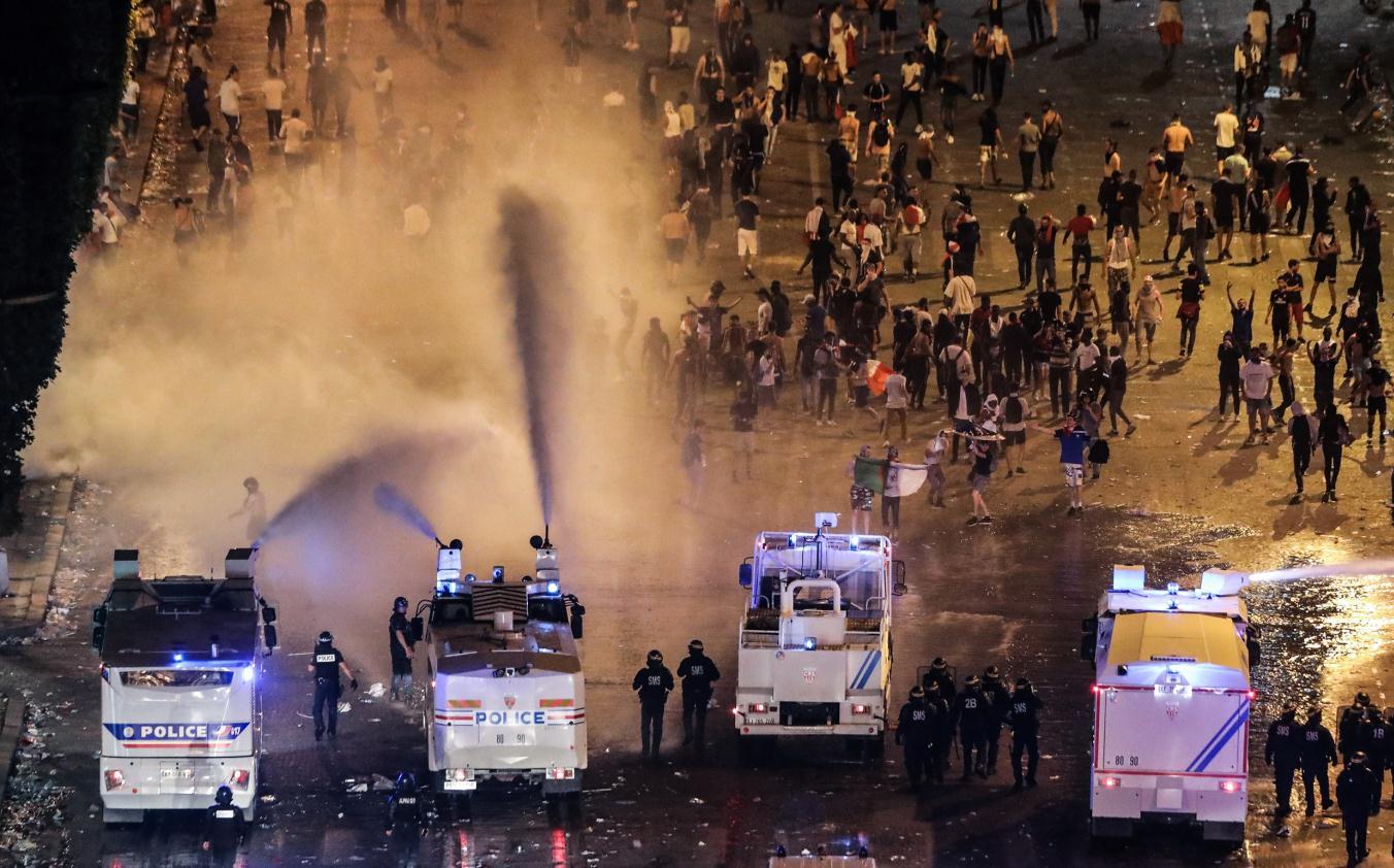 Protesti u Francuskoj održavaju se od 17. novembra - Avaz