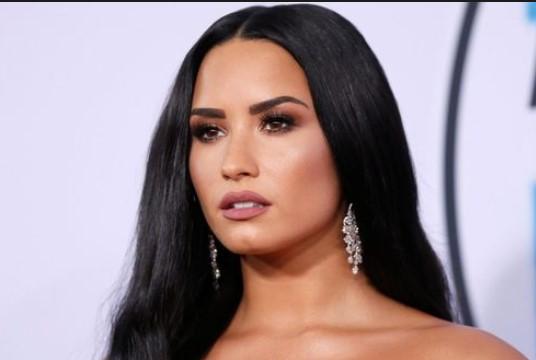 Demi Lovato: Manje je aktivna na društvenim mrežama - Avaz