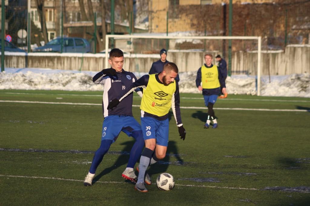 Željo trenirao na terenu s plastičnom podlogom, od sutra u Međugorju