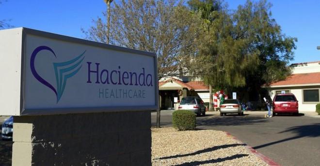 Žena je rodila u bolnici "Hacienda Healthcare" - Avaz