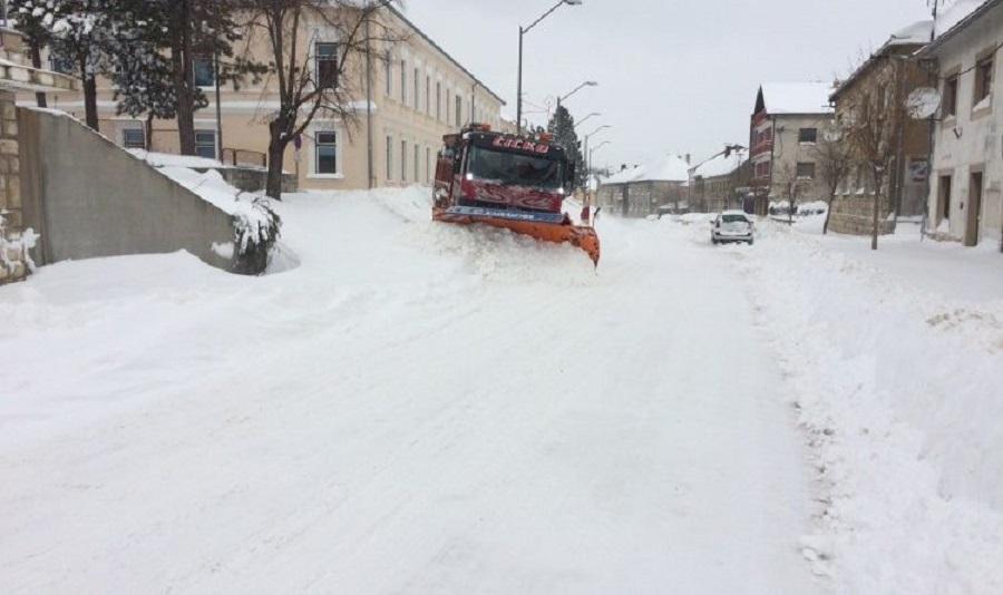 Zbog nevremena u Tomislavgradu i Glamoču nastava obustavljena do ponedjeljka