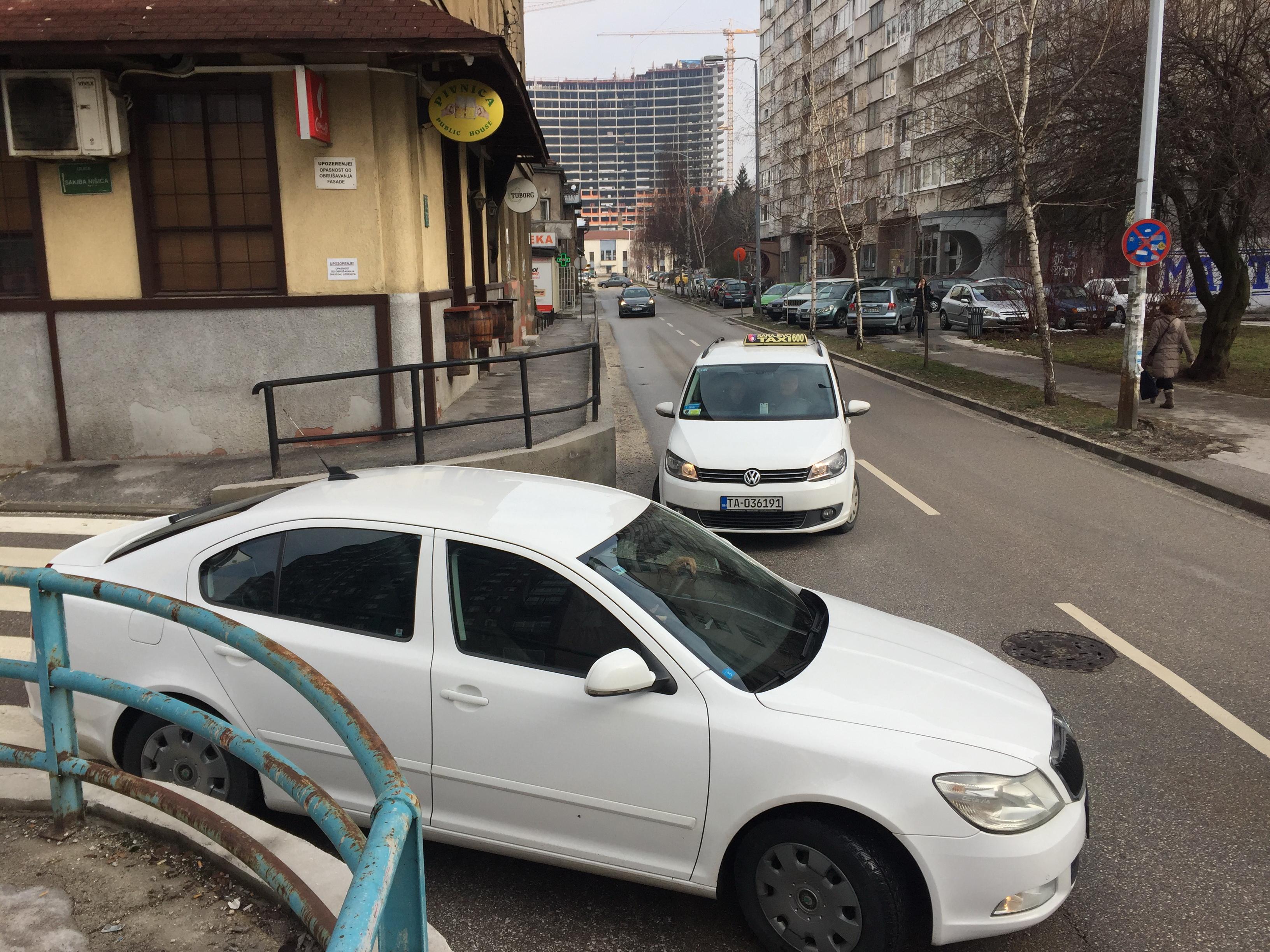 Rješenje je da se ulica Sakiba Nišića označi kao jednosmjerna - Avaz