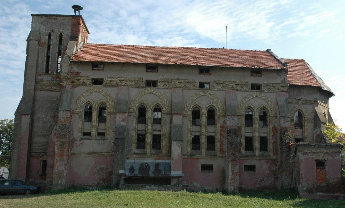 Početkom 20. stoljeća izgradili i Evangelističku crkvu, koja je danas u lošem stanju - Avaz