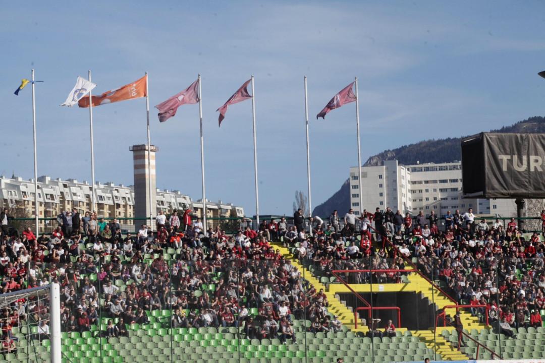 Premijer liga BiH: Navijači Sarajeva u velikom broju podržali svoj klub - Avaz