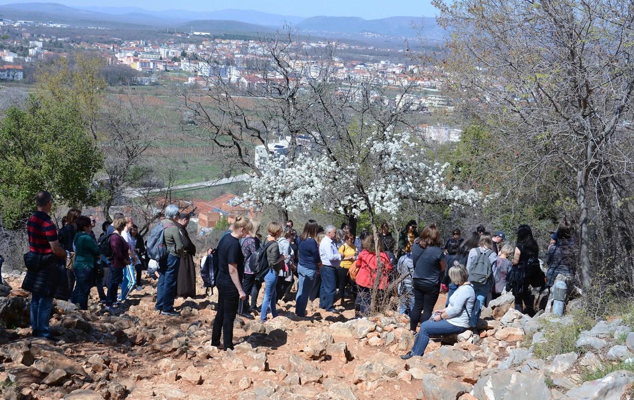 Međugorje - Avaz