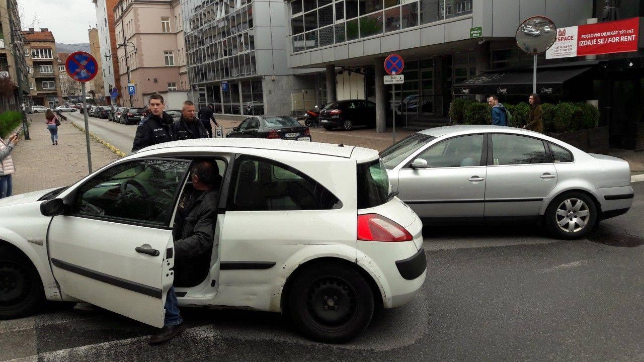 Sudar dva automobila u centru Sarajeva