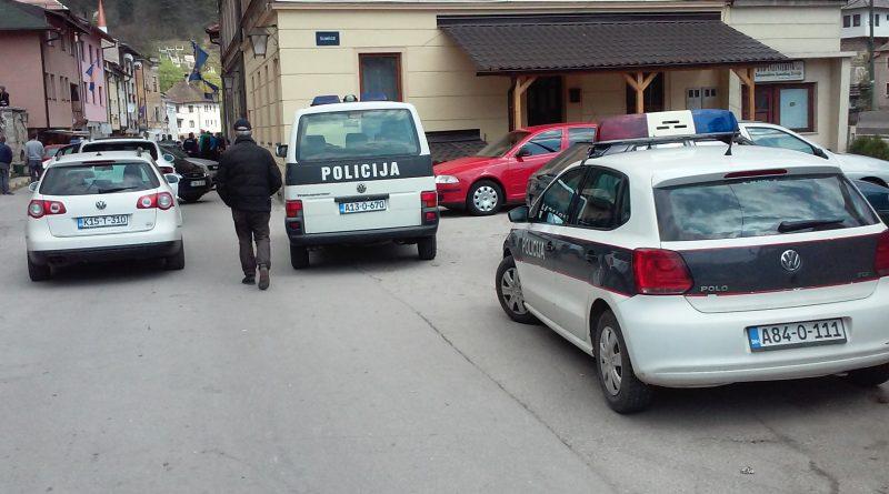 Policija istražuje muškarca zbog komentara na internetu