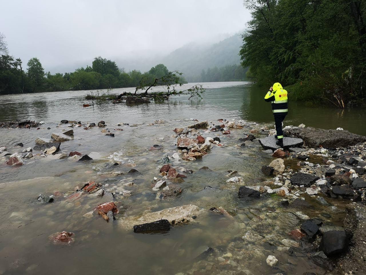 Na obali rijeke Bosne pronađene lične stvari i odjeća nestalog Almira Gluhića