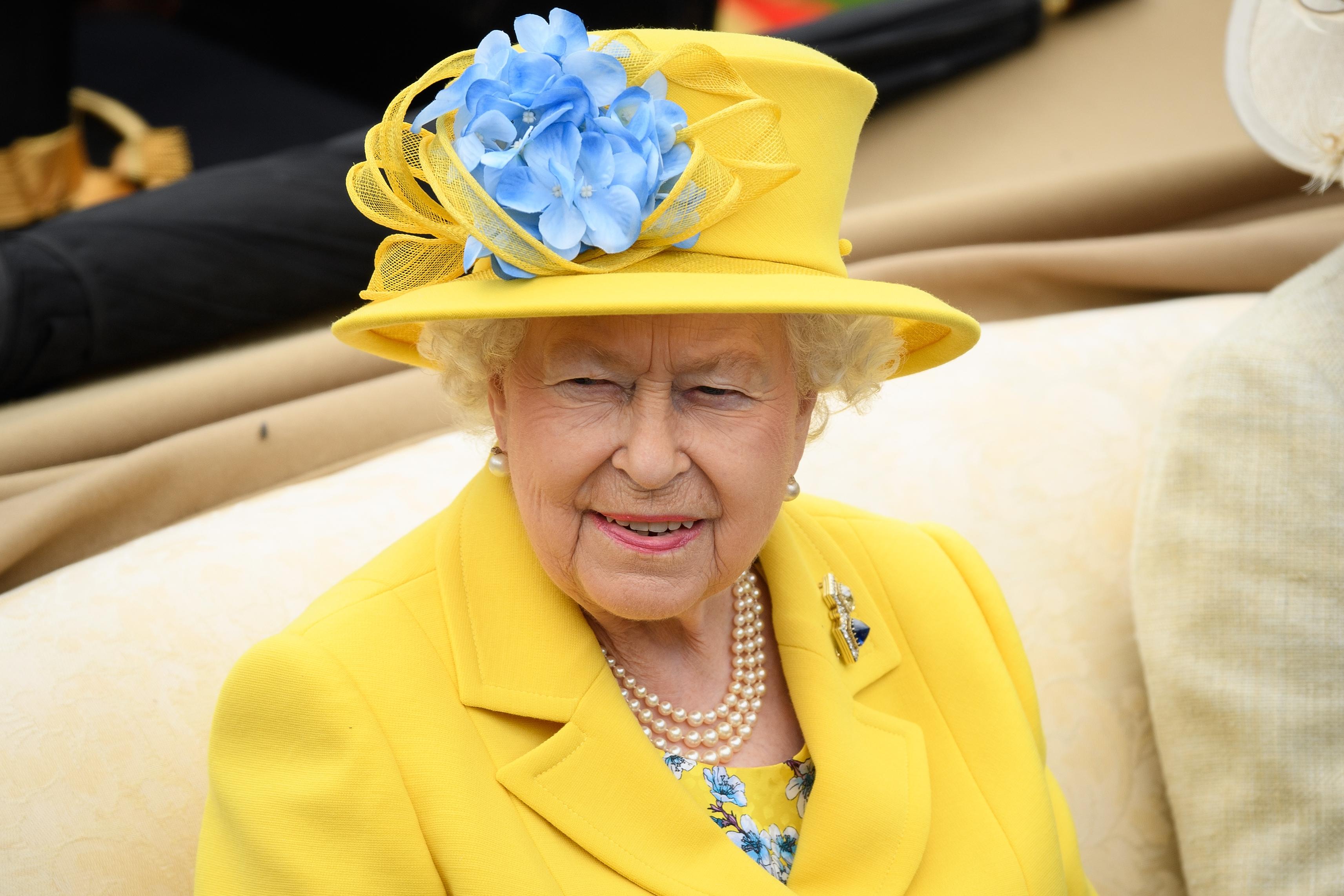Britanski mediji se prisjetili komentara kraljice Elizabet - Avaz