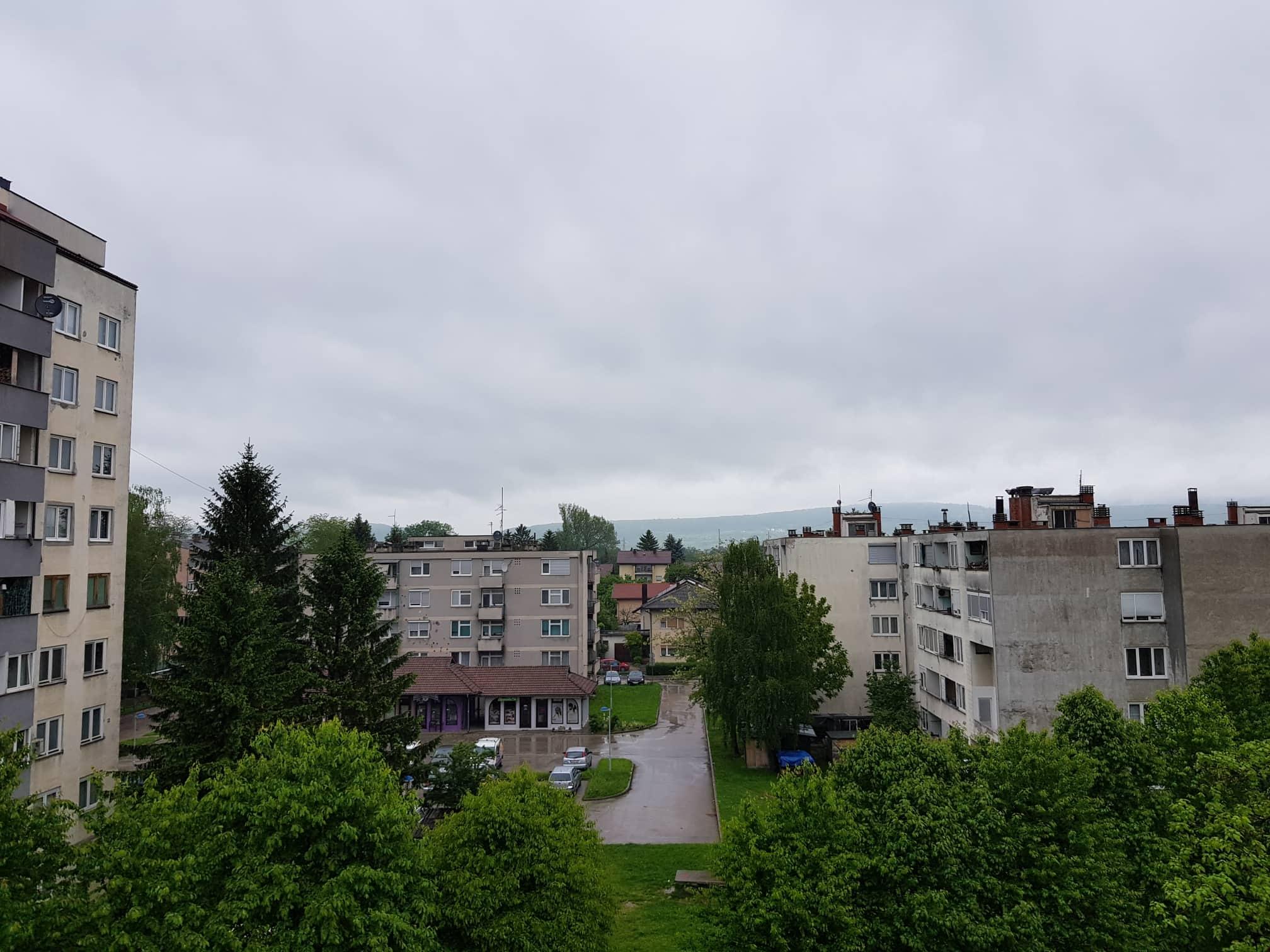 U Bihaću počela padati kiša, nema vjetra ni grmljavine