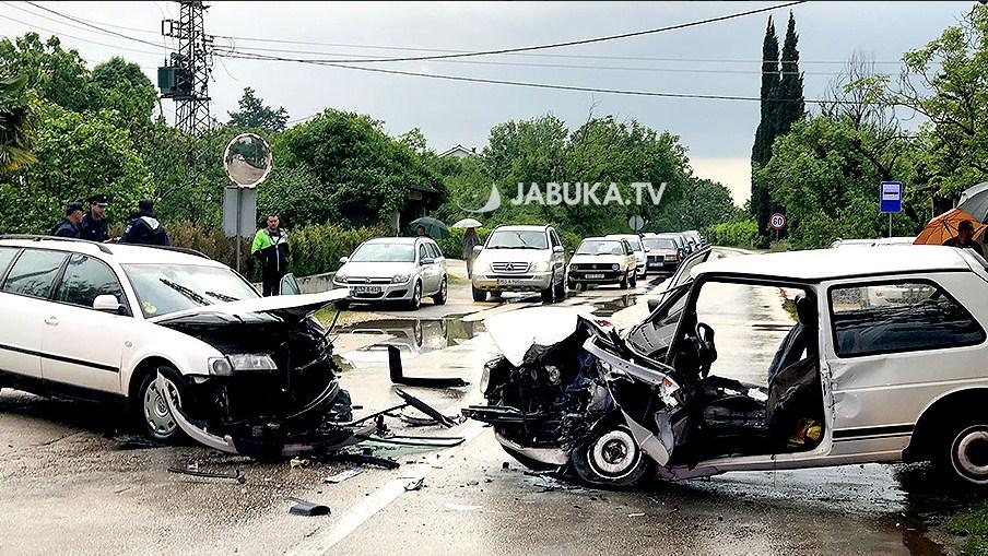 Težak udes kod Širokog Brijega, dvije osobe povrijeđene