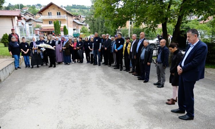 Obilježena 27. godišnjica stradanja mještana Bojnika, Ahatovića i Dobroševića