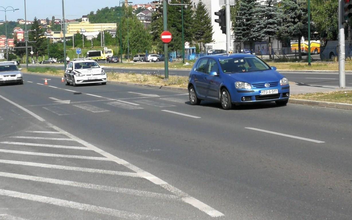 Kod Autobuske stanice u Sarajevu Golfom udario pješakinju