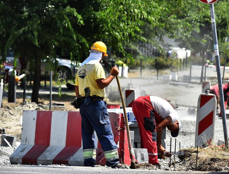 Sindikat u RS: Prekinuti s radom u periodu kad temperature dostižu maksimum