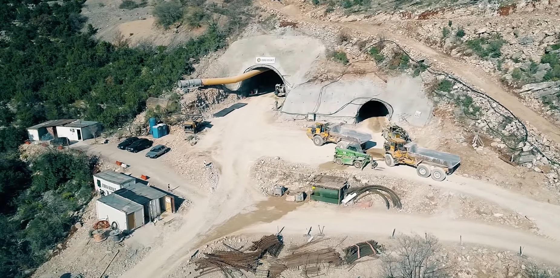 Tunel Žaba jedan od zahtjevnijih objekata na cest Stolac - Neum - Avaz