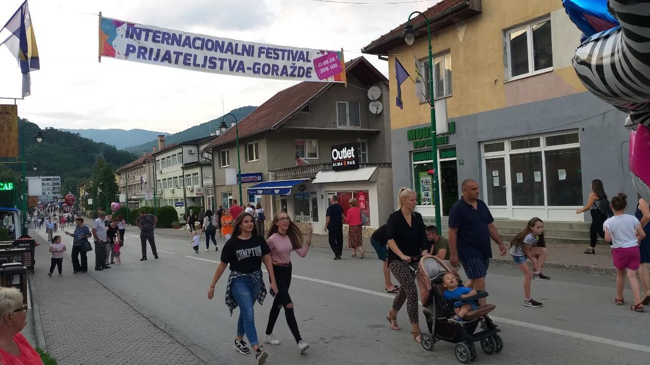 Vlada veliko interesovanje građana - Avaz